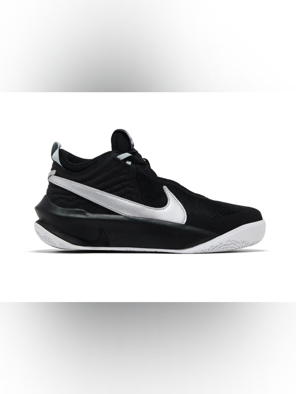 Nike  Black & White Low-Top Athletic Sneaker Sz 5Y